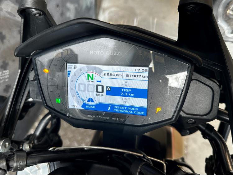 MOTO GUZZI V85 TT TRAVEL PACK 850 20000kms