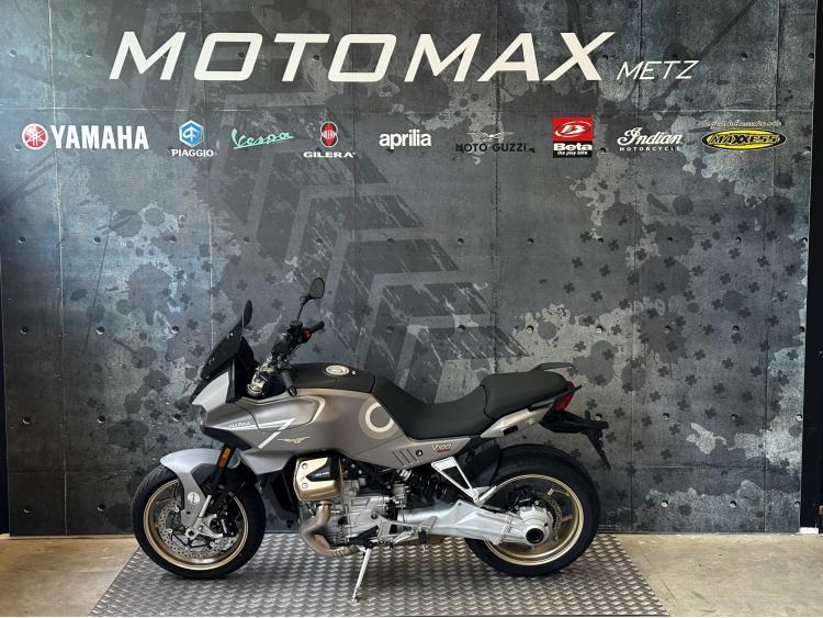 MOTO GUZZI V100 Mandello Aviazione Navale 2000kms