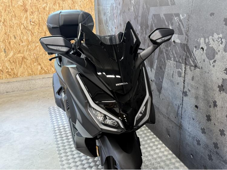 HONDA FORZA 125 9000kms