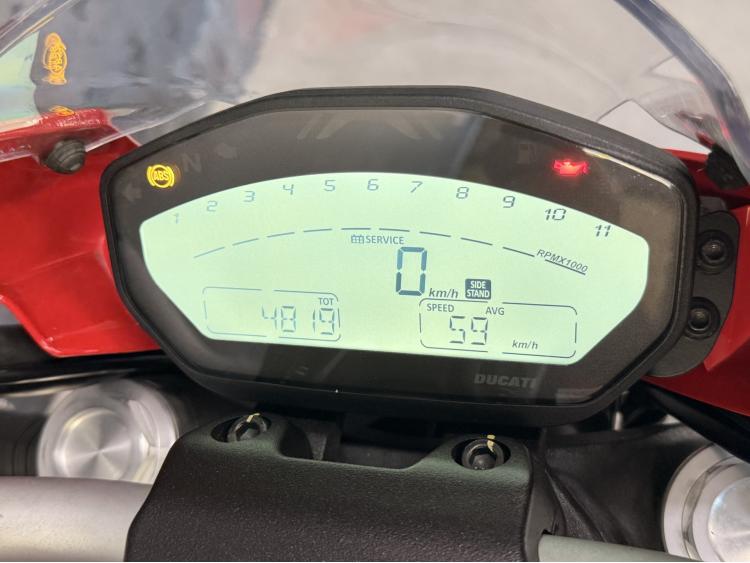 DUCATI MONSTER 797 1ére MAIN 4000kms