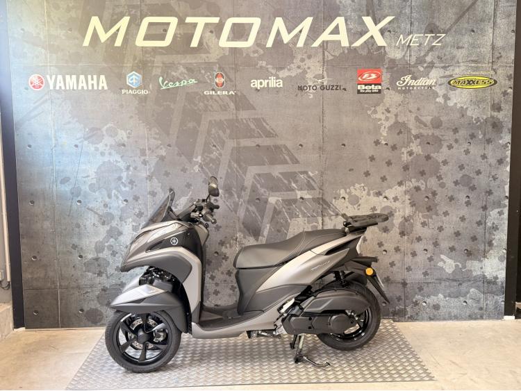 YAMAHA TRICITY 125 MATT GRAY 200kms