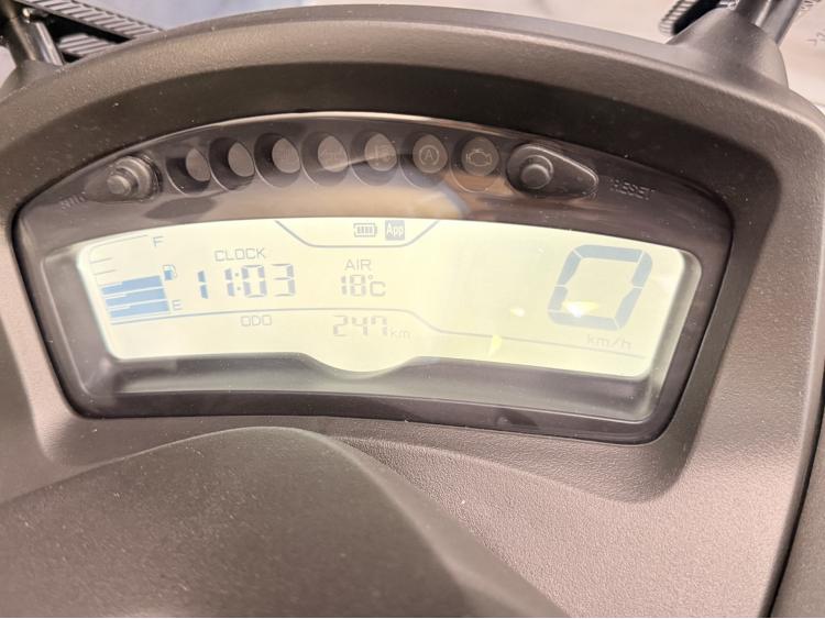 YAMAHA TRICITY 125 MATT GRAY 200kms