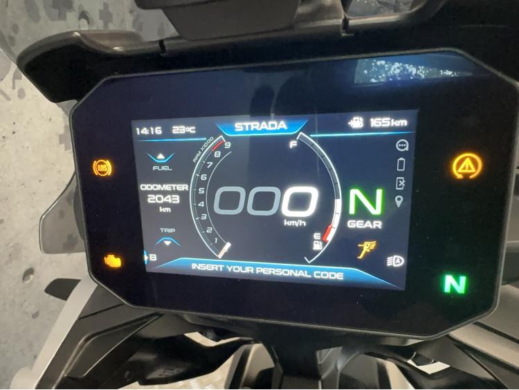 MOTO GUZZI V85 TT 850 STRADA E5+ 2000kms