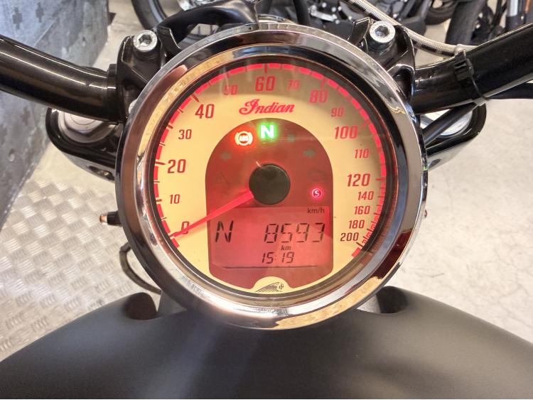 INDIAN SCOUT 1200 BLACK SMOKE 8000kms