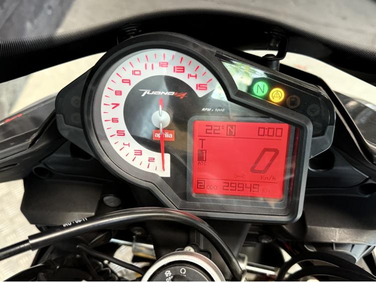 APRILIA TUONO 1000 V4 APRC ABS AKRAPOVIC