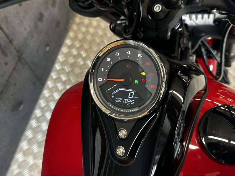 HARLEY-DAVIDSON SOFTAIL FAT BOB 1868 1000kms!