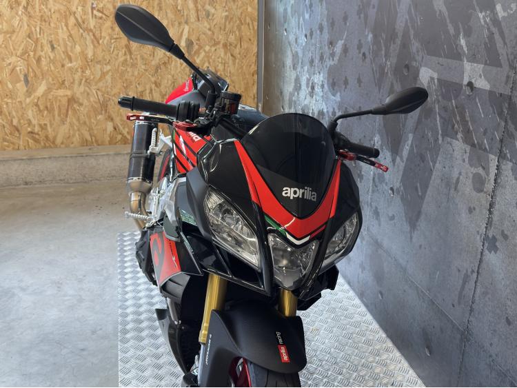APRILIA TUONO 1100  V4 RR AKRAPOVIC 12000kms