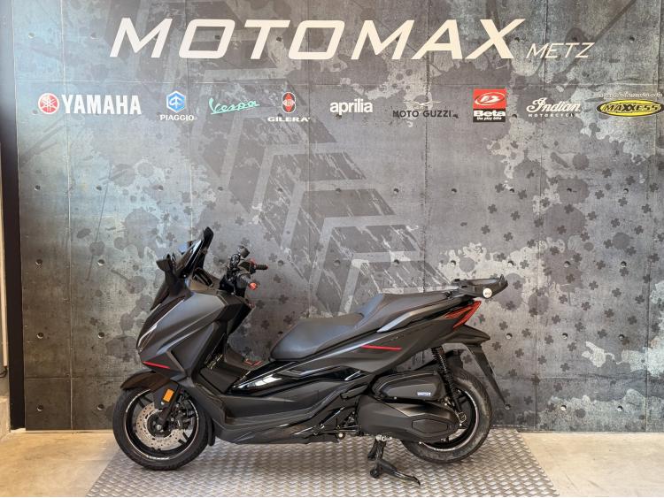 HONDA NSS FORZA 350 BLACK 4000kms