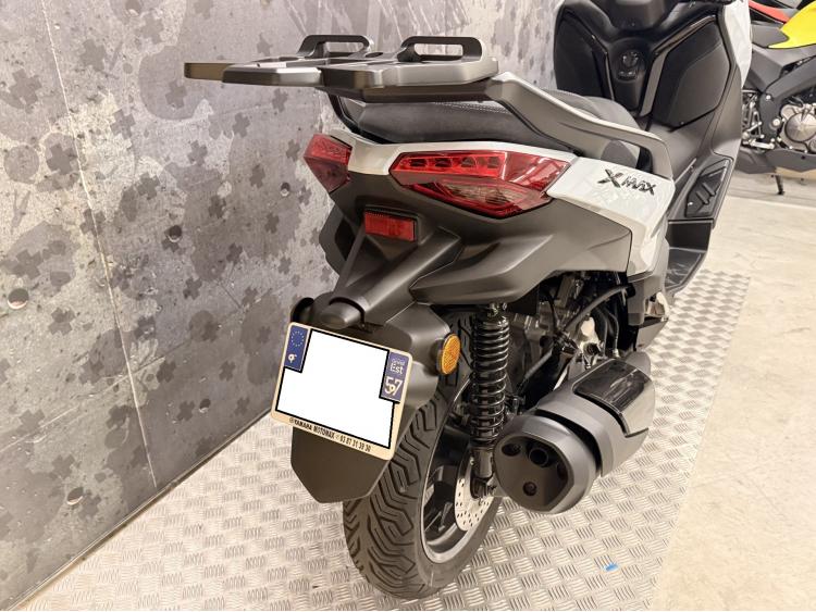 YAMAHA X-MAX 300 TECH MAX + 800kms