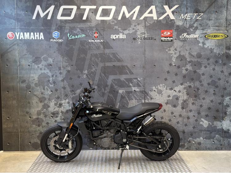 INDIAN FTR 1200 THUNDER BLACK 6000kms