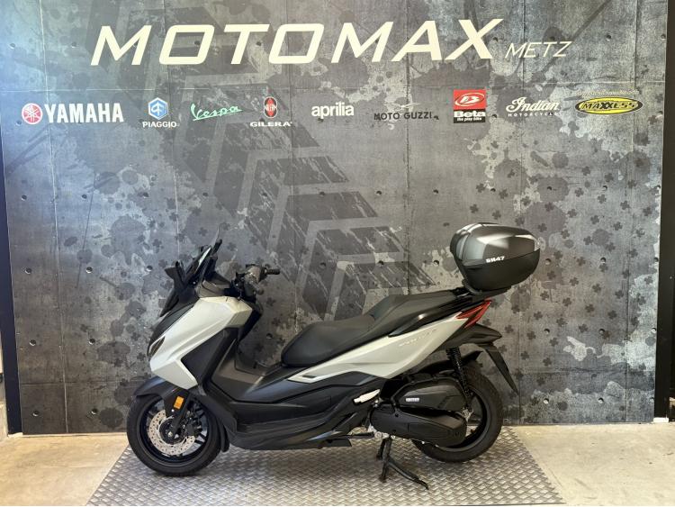 HONDA FORZA 125 8000kms