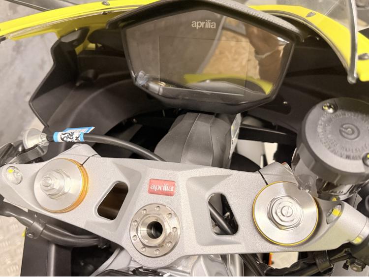 APRILIA RS 660 ACID GOLD DESTOCKAGE 1km