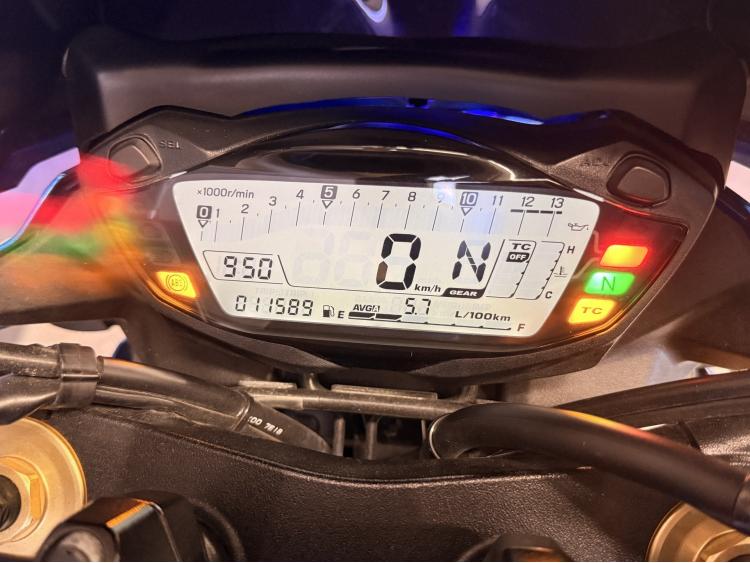 SUZUKI GSX-S 750 ECSTAR 11000kms