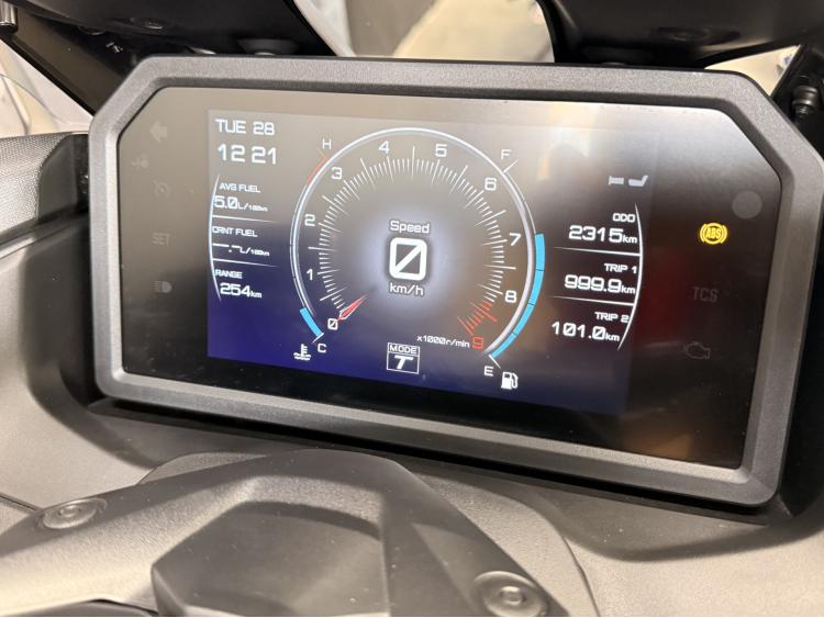 YAMAHA TMAX 560 TECH MAX 2000kms