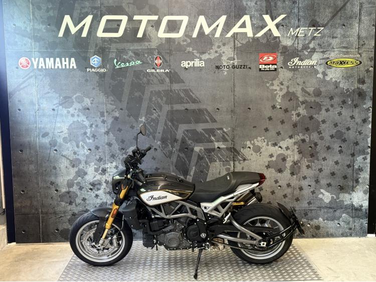 INDIAN FTR 1200 R CARBON PREMIUM 700kms!