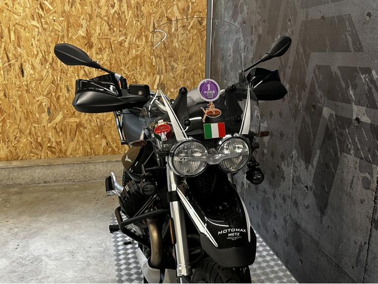 MOTO GUZZI V85 TT 850 GUARDIA D'ONORE