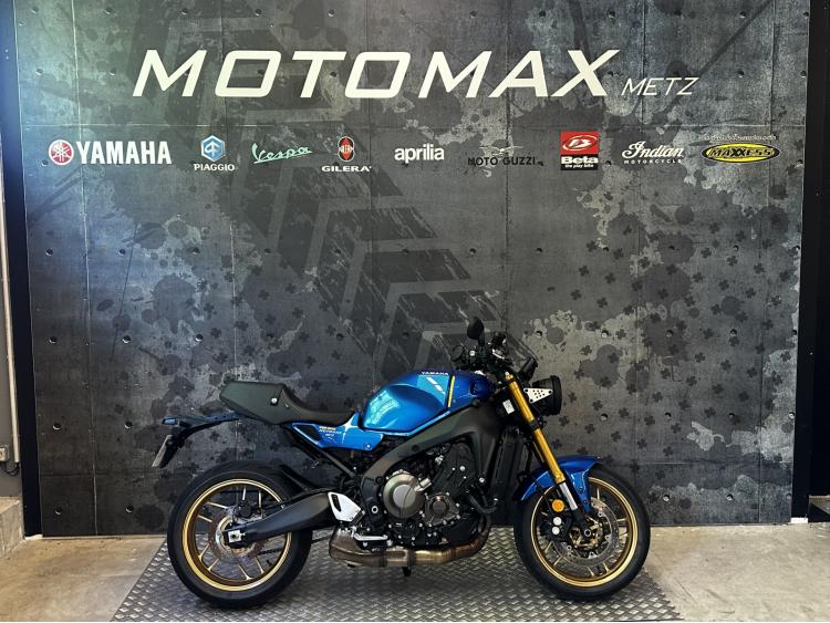 YAMAHA XSR 900 35kw LEGEND BLUE 700kms