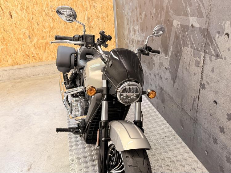 INDIAN SCOUT 1200 SILVER QUARTZ V-PERF 7000kms