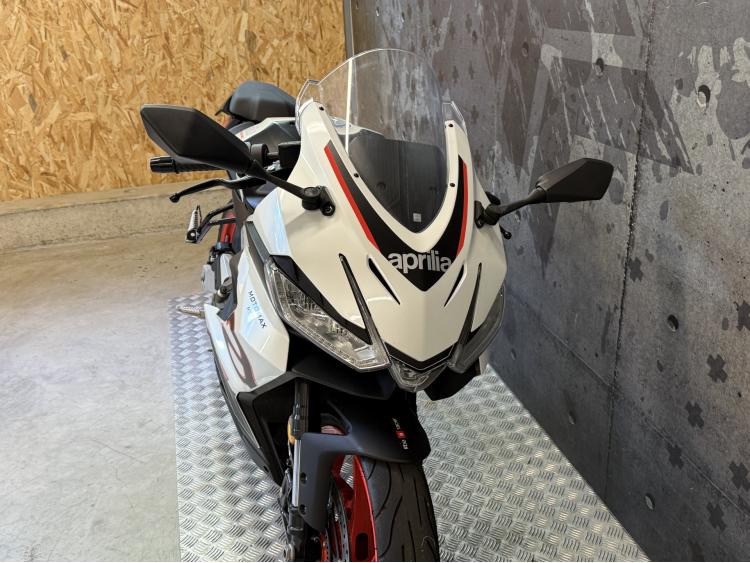 APRILIA RS 457 OPALESCENT LIGHT 1300kms
