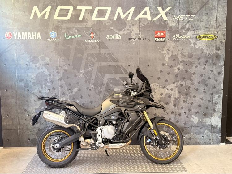 VOGE DS900X BLACK NIGHT 1800kms