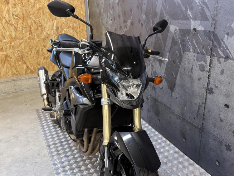 SUZUKI GSR 750 1ére MAIN 19000kms