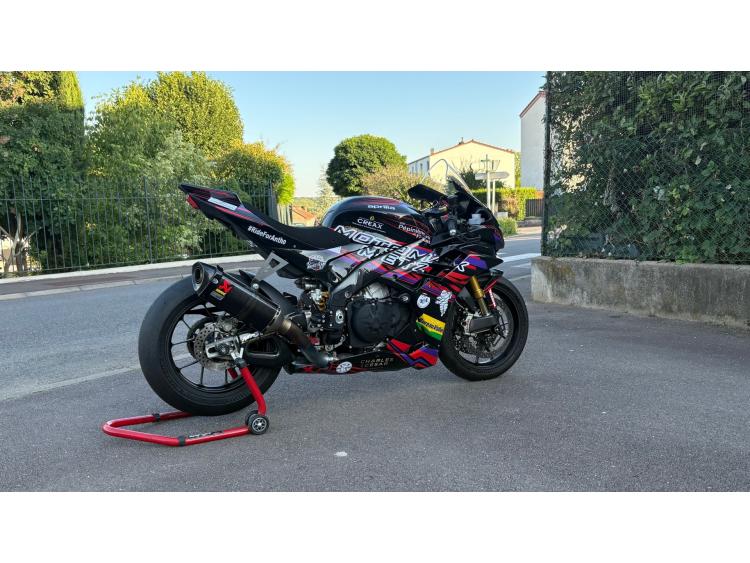 APRILIA RSV4 1100 FACTORY PREPA PISTE 5000€