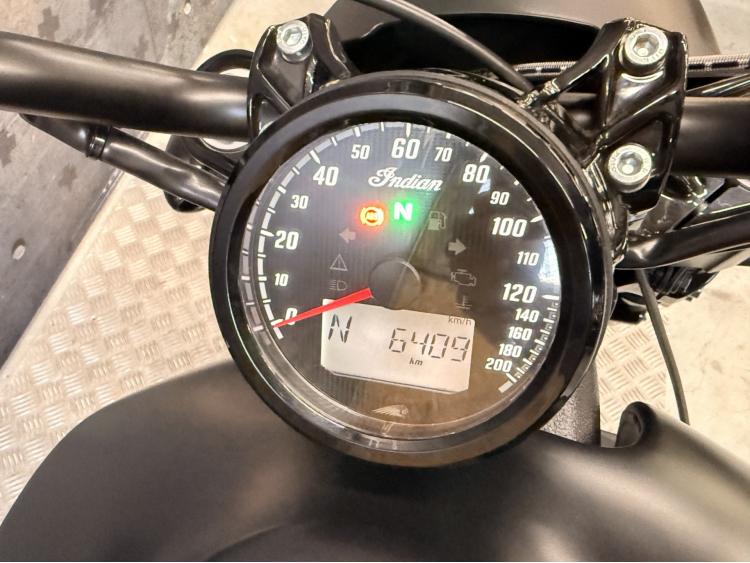 INDIAN SCOUT BOBBER 1200 BLACK SMOKE 6000kms