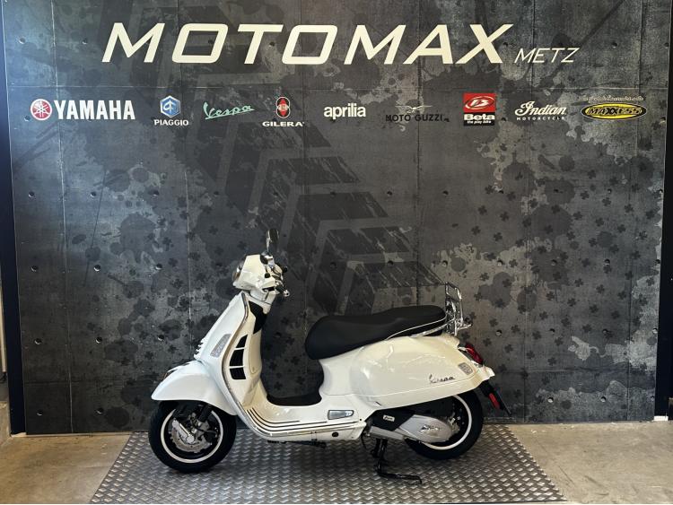 VESPA GTS 125 IE SUPER 500kms