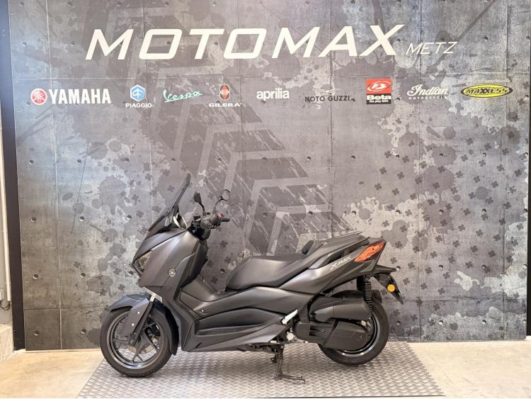 YAMAHA X-MAX 125 9000kms
