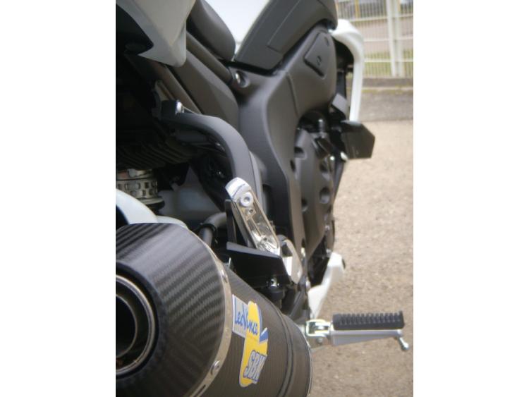 FZ8 Naked